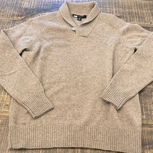 Pronto Uomo V-Neck Sweater in Tan